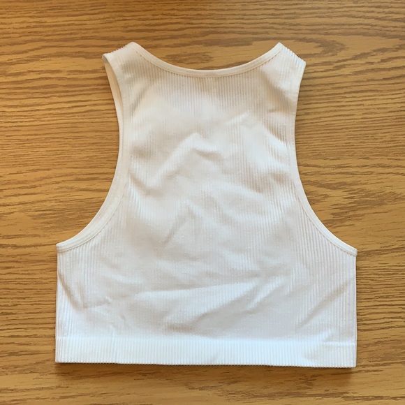 Aritizia Crop Top - Picture 3 of 3